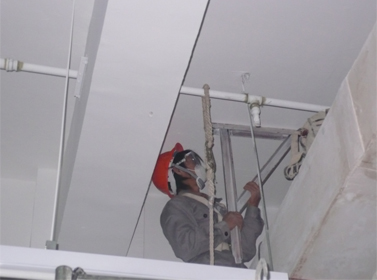 风管支架安装过程控制